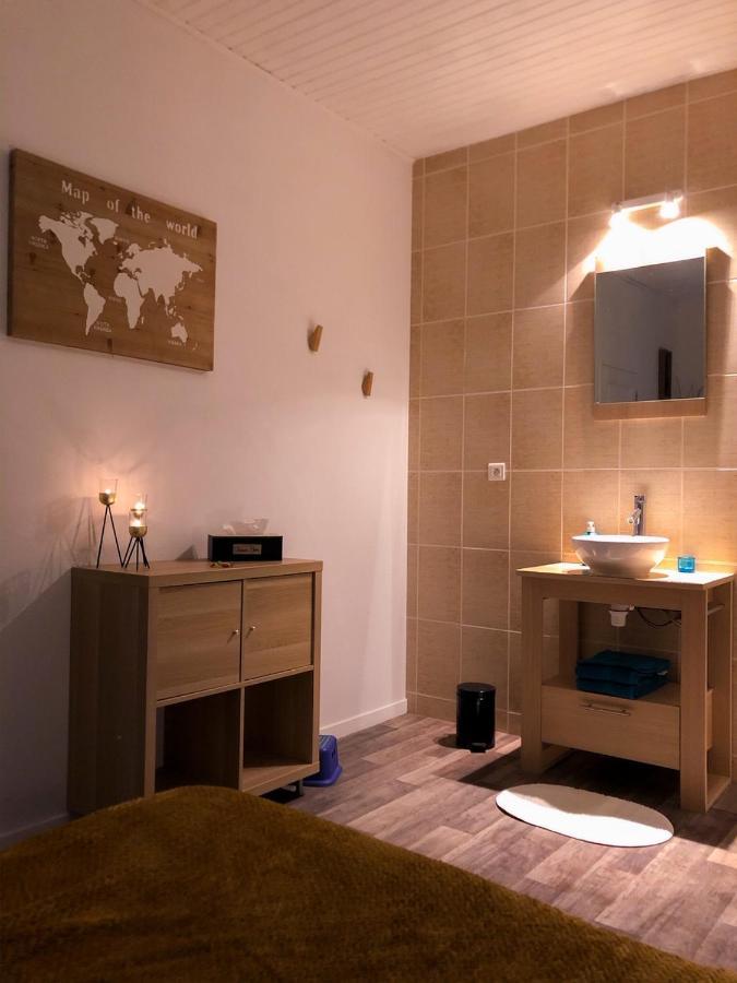 Chambre Double Avec Salle De Bain Privative Cognac Esterno foto