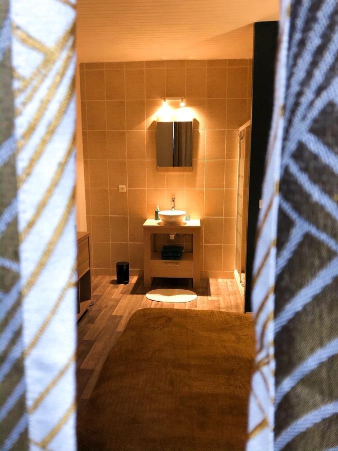 Chambre Double Avec Salle De Bain Privative Cognac Esterno foto