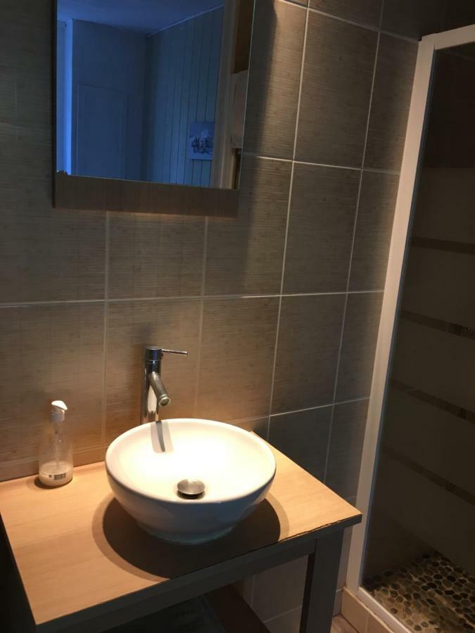 Chambre Double Avec Salle De Bain Privative Cognac Esterno foto